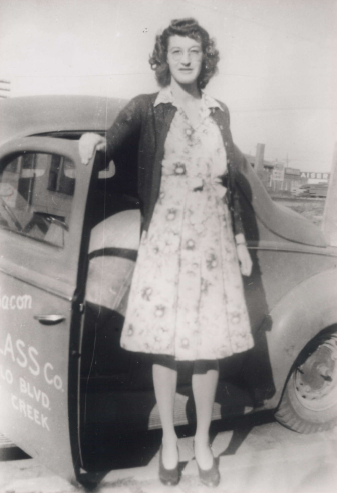 Betty Bacon 1946